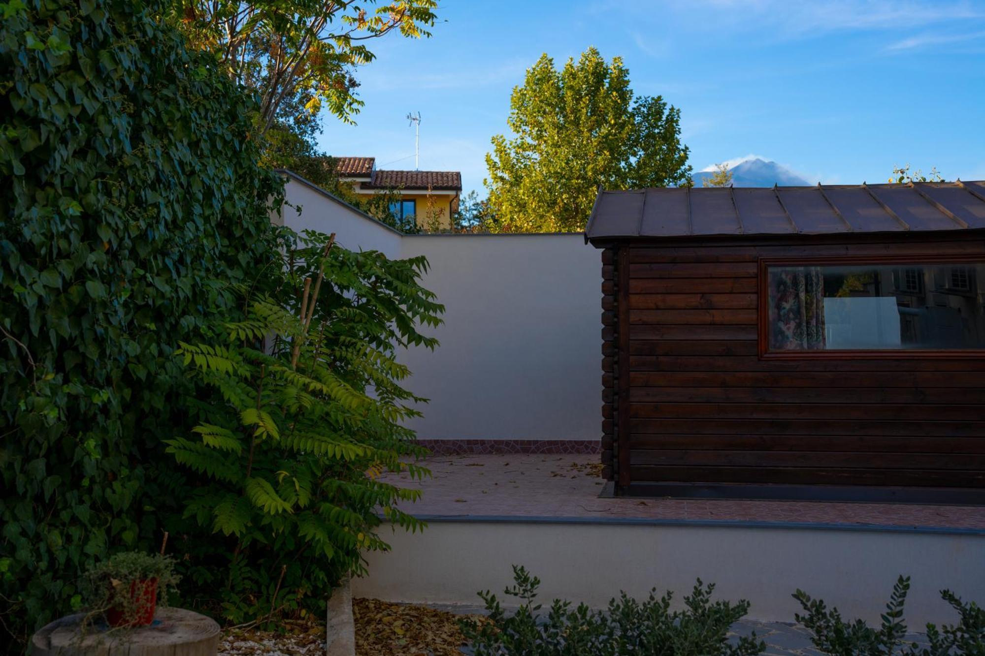 Casa Vacanze Le Pernici Николози Экстерьер фото