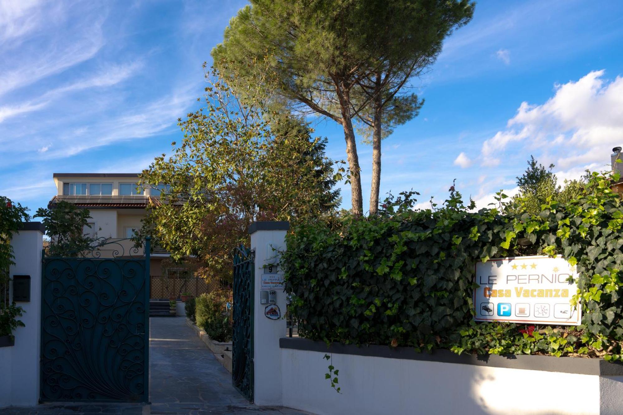 Casa Vacanze Le Pernici Николози Экстерьер фото